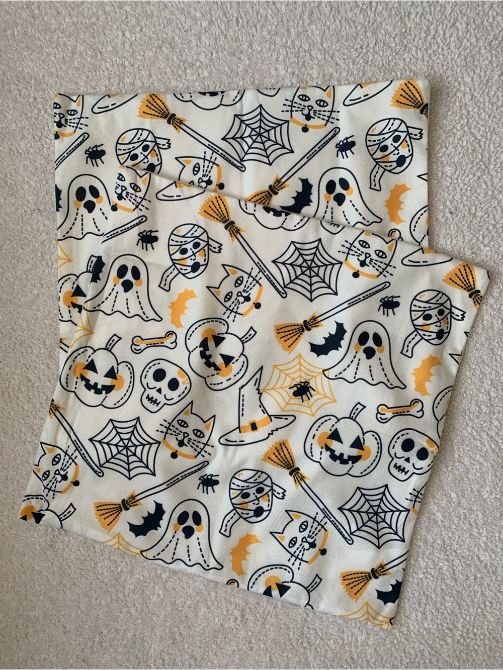 Set of 2 Pillow Cover - White & Orange Spooky Print